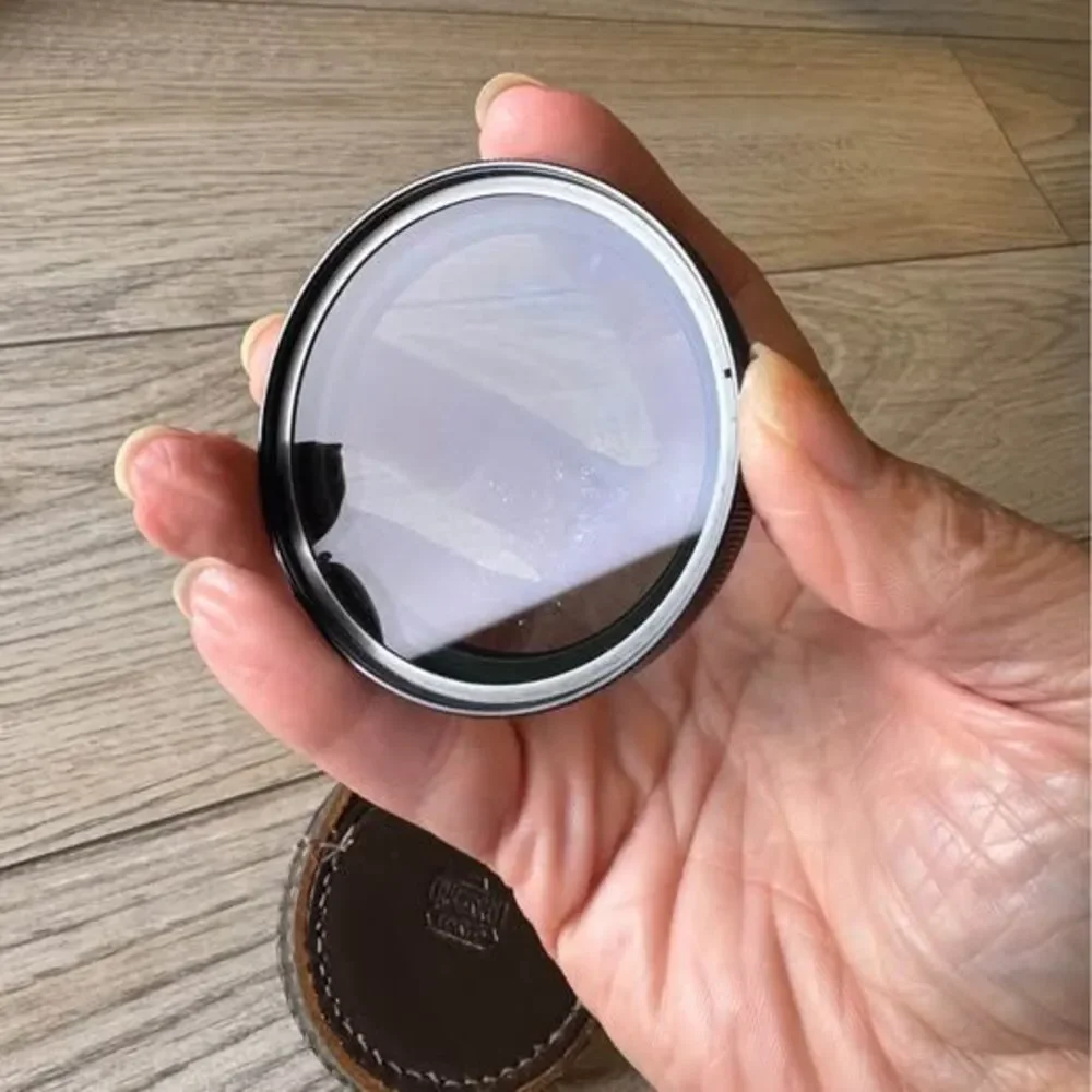 Vintage Nikon Nikkor 52mm Polarizing Lens Filter Made in Japan + Leather Case